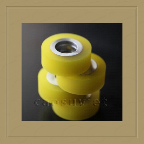 Con lăn PU đưa phôi gỗ Con lăn PU đưa phôi gỗ